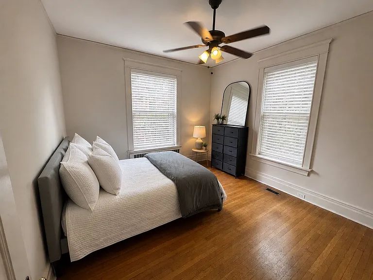 6110 Waterman Blvd — Photo 22
