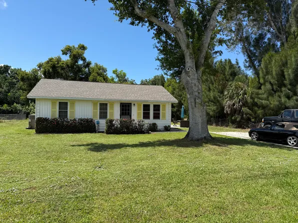 809 Burland St, Punta Gorda, FL 33950