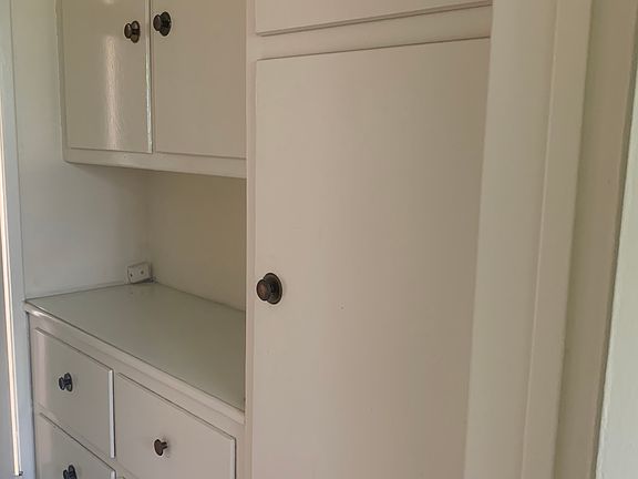 5th image of 724 S Sycamore Ave APT 106