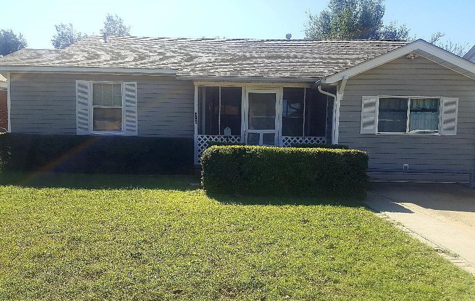 1st image of 706 W Louisiana Ave