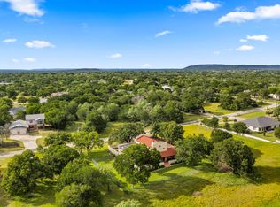 111 Woodlawn Drive, Kingsland, TX 78639