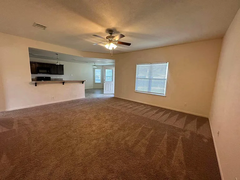 6710 Keechi Valley Dr — Photo 4