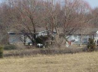 8546 Frosty Ln, Napoleon, MO 64074