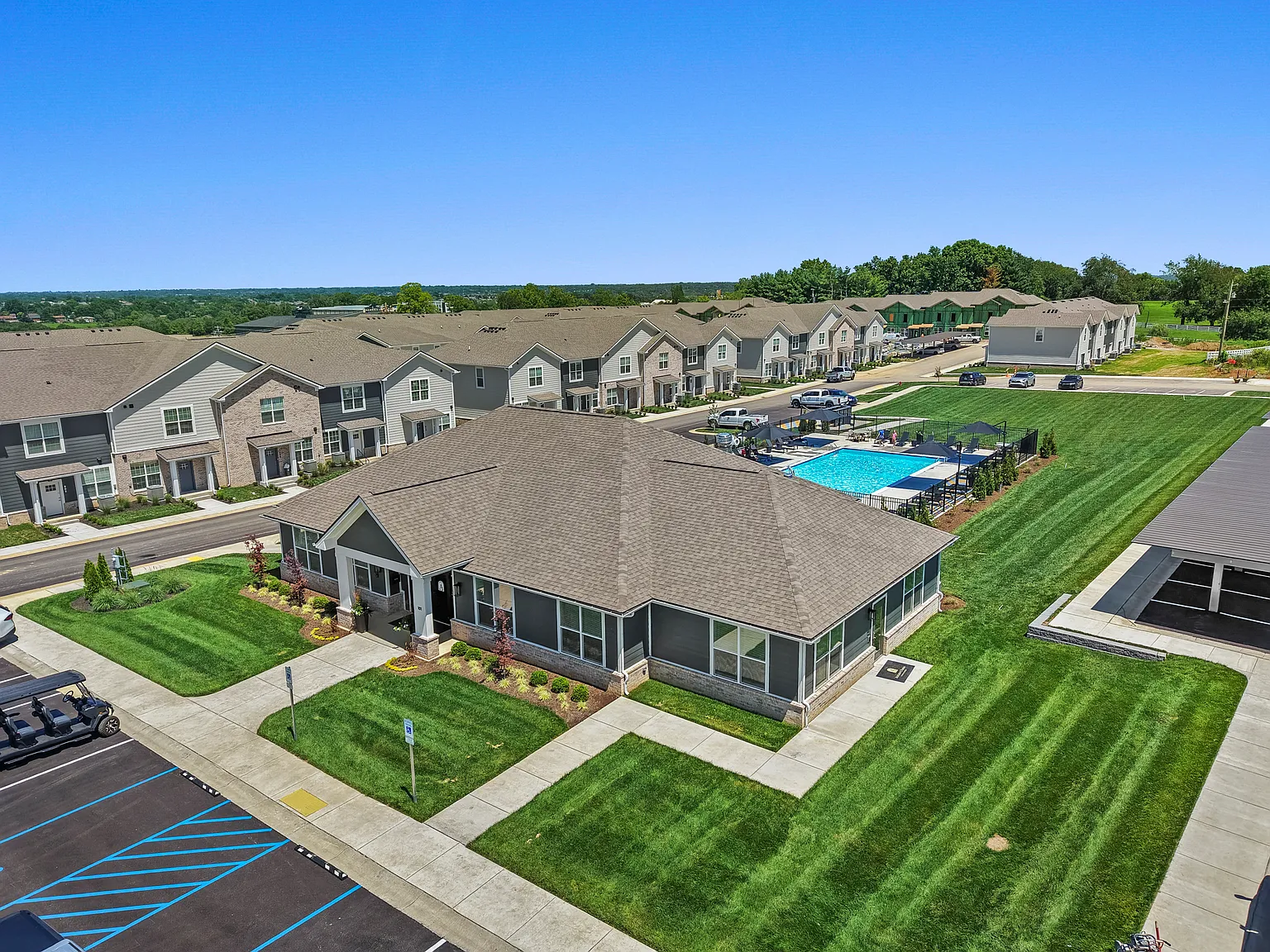 Ashgrove Farms Townhomes — Photo 3
