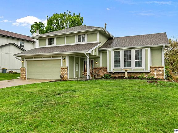 2nd image of 2926 Lynnwood Dr