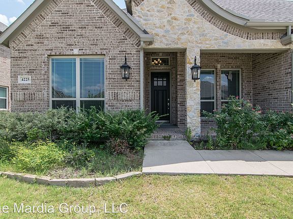 2nd image of 4225 Rainwater Creek Way