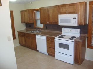 6524 Binney St, Omaha, NE 68104