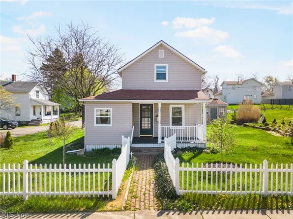 742 S Arch Ave, Alliance, OH 44601