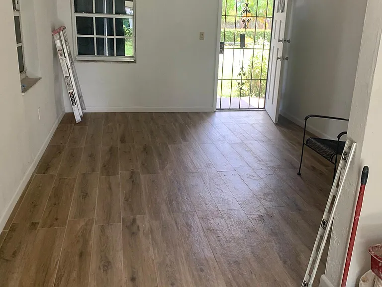 16340 NW 17th Ct — Photo 5