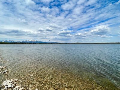 11 S Shore Rd, Babb, MT, 59411