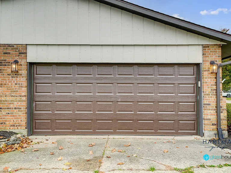2200 Matrena Dr — Photo 41