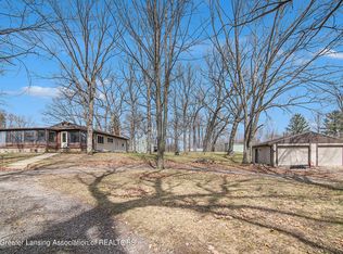 10665 S Us Highway 27, Dewitt, MI 48820