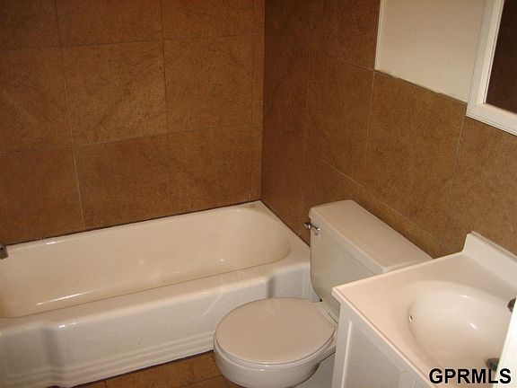3rd image of 3510 Gertrude St APT 7E