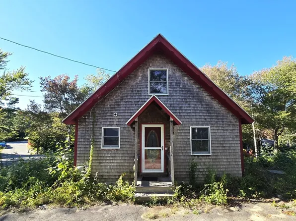 2 Wind Rose Ln, Plymouth, MA 02360