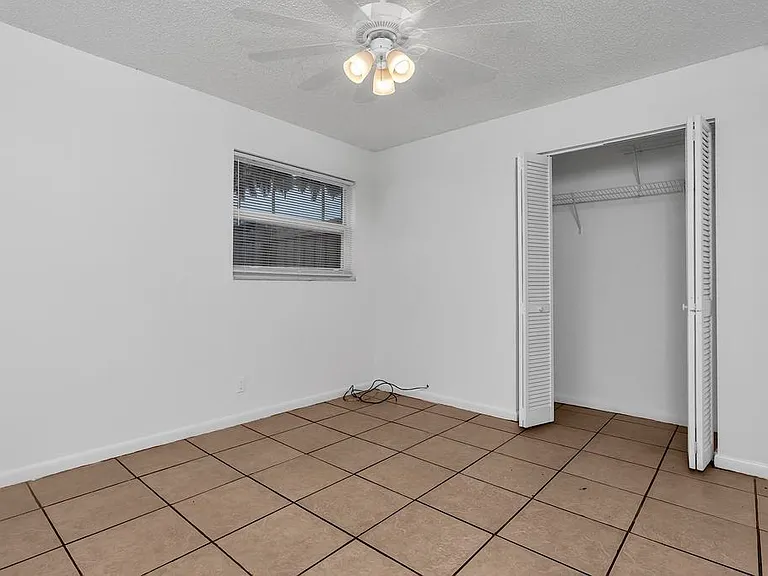 1320 Wellington St #B — Photo 17