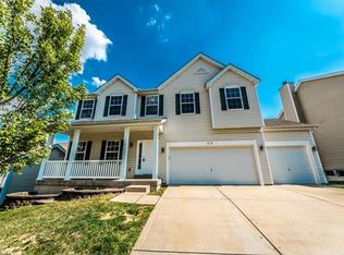 216 Brighton Park Dr, Saint Charles, MO 63303