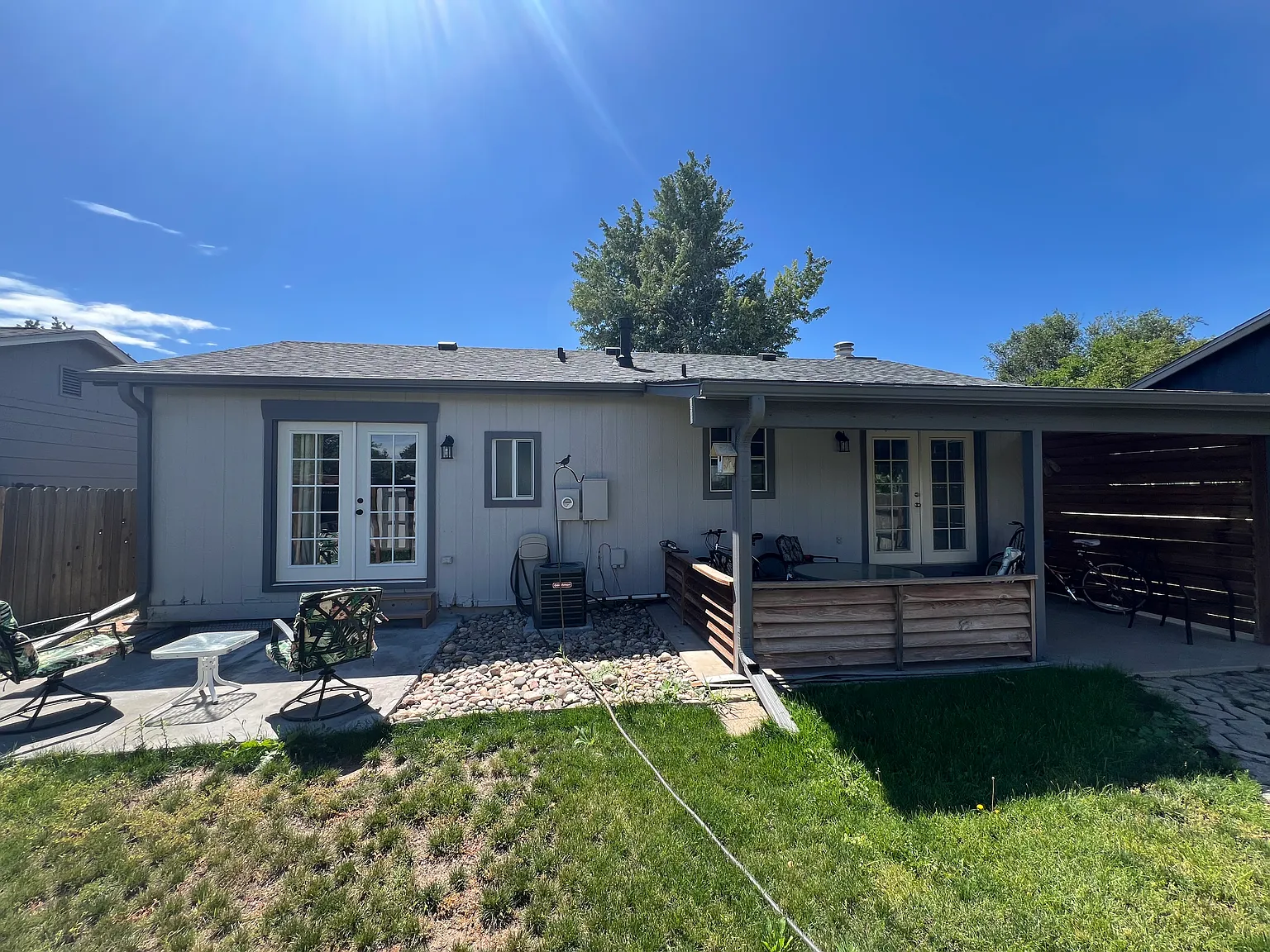 5 bed, 2600 sqft, $695 — Photo 3