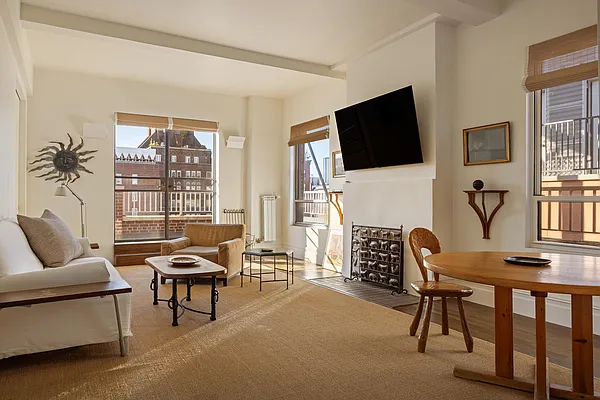 21 East Tenth Street #PHW