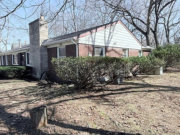 5th image of 2716 Gull Rd