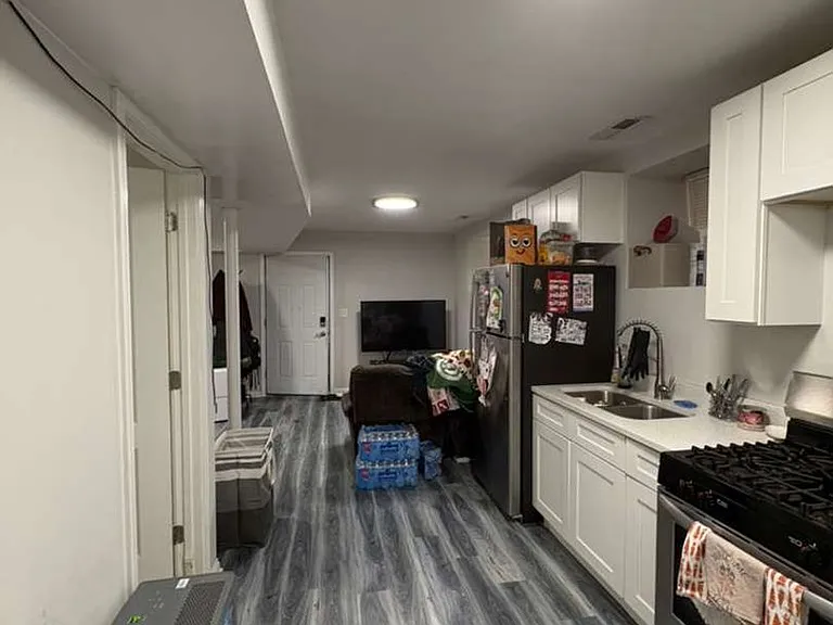 805 S Bishop St — Photo 5