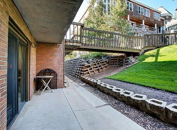 3rd image of 1401 Woodside Ave #107