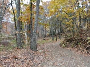 185 Kimball Rd, Amesbury, MA 01913