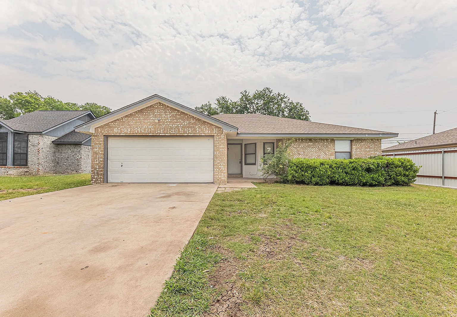 3 bed, 1128 sqft, $1,495 — Photo 1