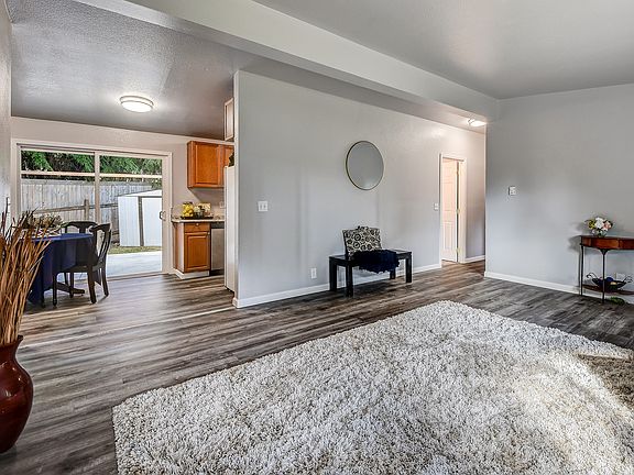 4th image of 30728 38th Ave S