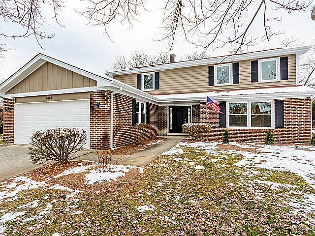1474 Castlewood Dr photo 1