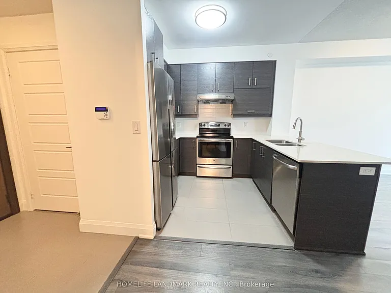 1 Uptown Dr #207 — Photo 4