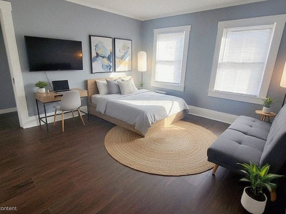 Bright Bedroom/Tv Room/Office - unfurnished - photo is an example of use of space.
