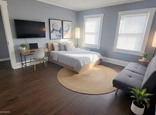 526 Park Ave #2SL, Cranston, RI 02910