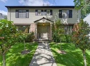 3850 W Land Park Dr, Sacramento, CA 95822