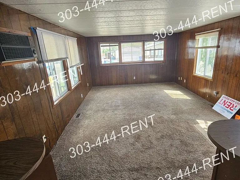217 Balsam St — Photo 4