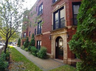 1248 W Addison St #3C, Chicago, IL 60613