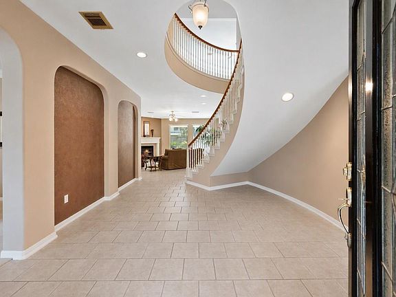 3rd image of 2903 Lacewood Ct