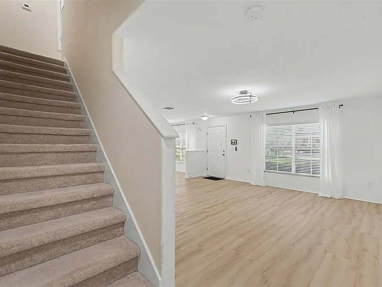 6246 Timberly Ln — Photo 14