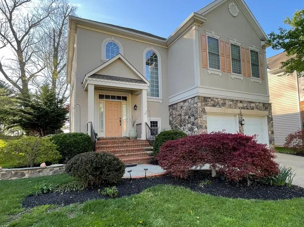 3824 Highland Oaks Dr, Fairfax, VA 22033