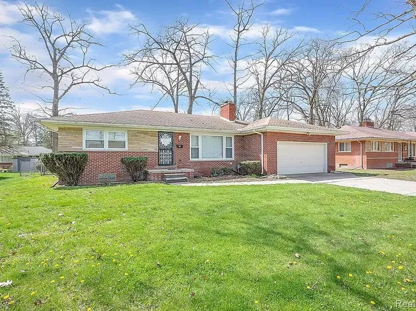 18727 Nadol Dr, Southfield, MI 48075
