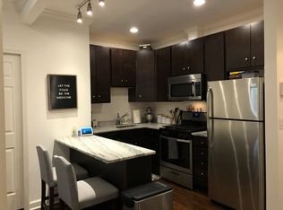 1649 N Wells St #1B, Chicago, IL 60614