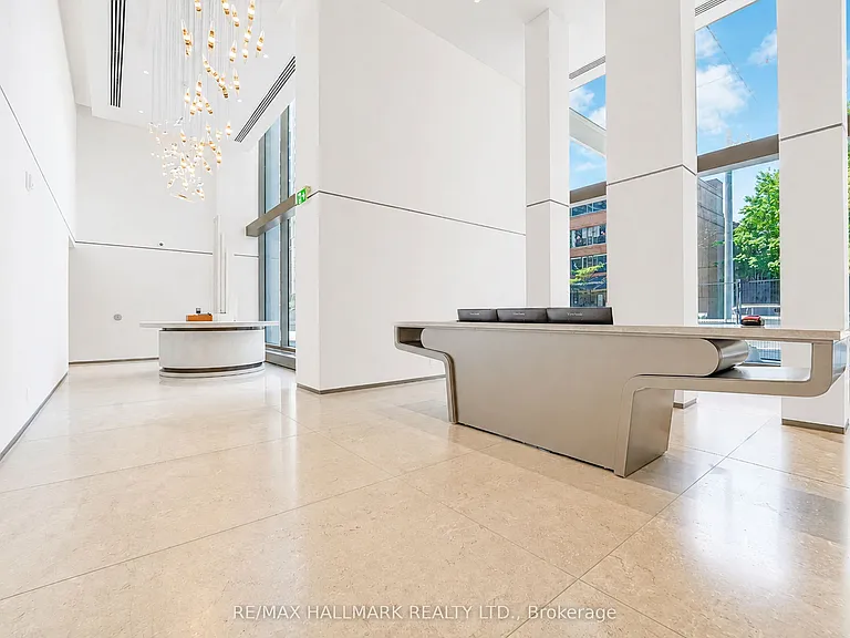 1315 Bay St #1901 — Photo 18