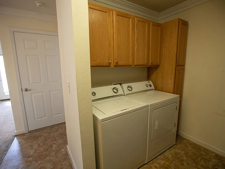 Featherstone Apartments at Kiln Creek — Photo 46