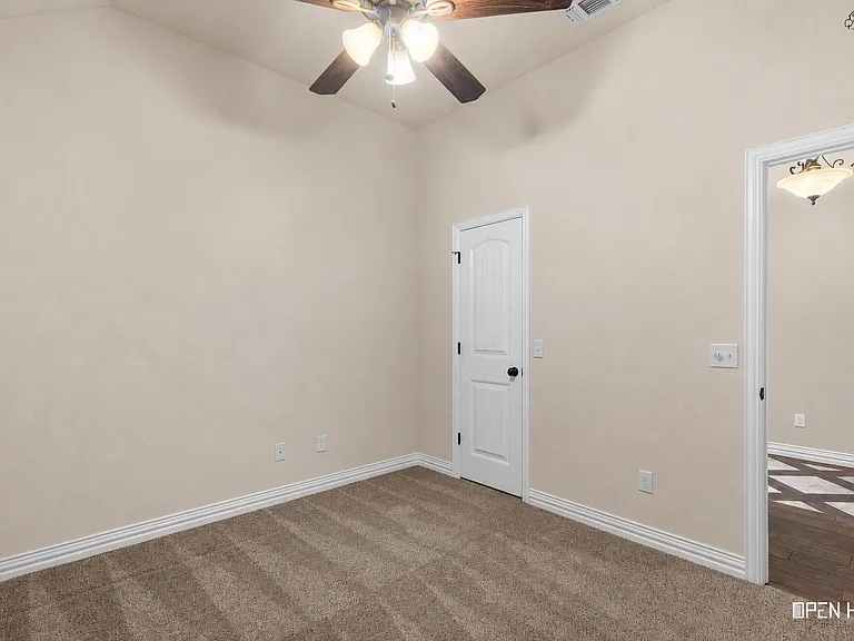4824 Olivia Ln — Photo 24