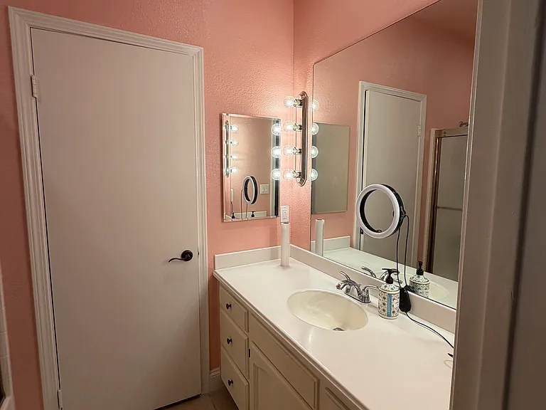 8147 N Cedar Ave #107 — Photo 6