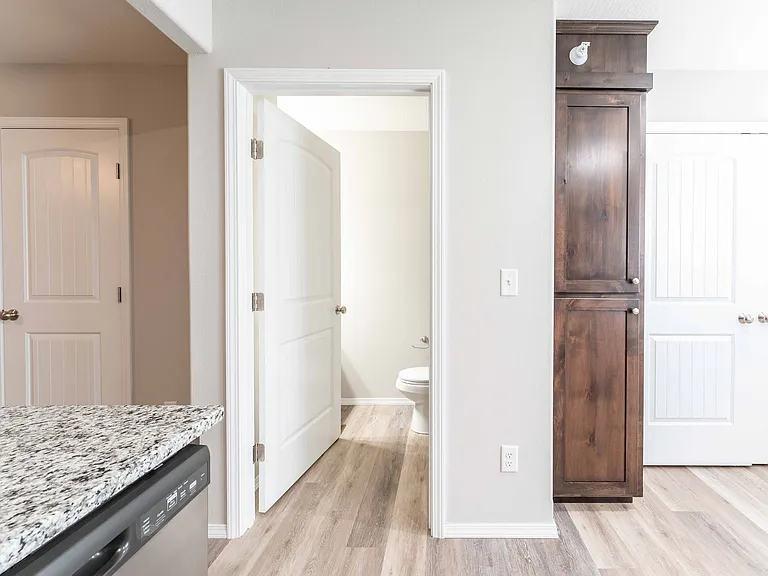 Oakwood Heights Townhomes — Photo 73