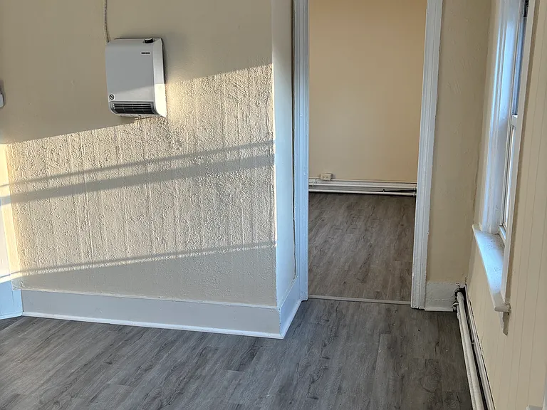 78 Fox St #2RR — Photo 10