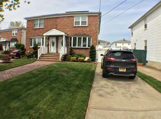 101 Tysens Ln, Staten Island, NY 10306