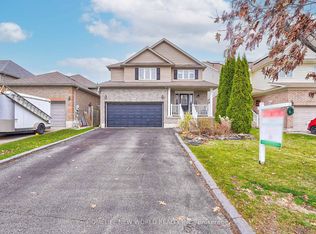 58 Sovereigns Gate, Barrie, ON L4N 0Y9