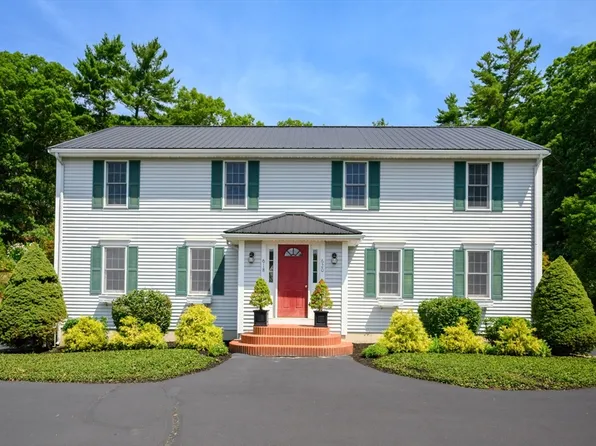 618-620 High St, Bridgewater, MA 02324