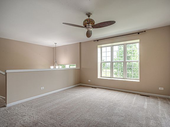 5th image of 2406 Neubauer Cir Unit 14-3